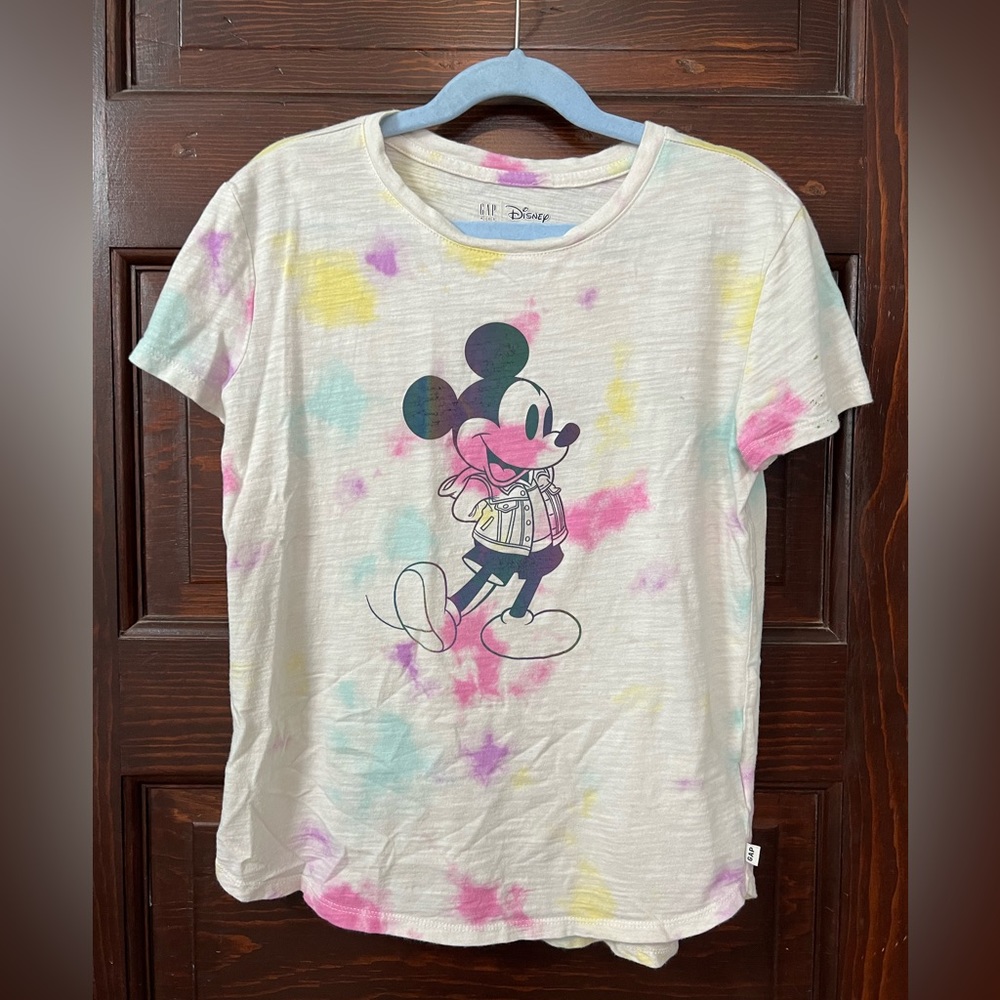 GAP kids Disney Mickey flash reactive shirt